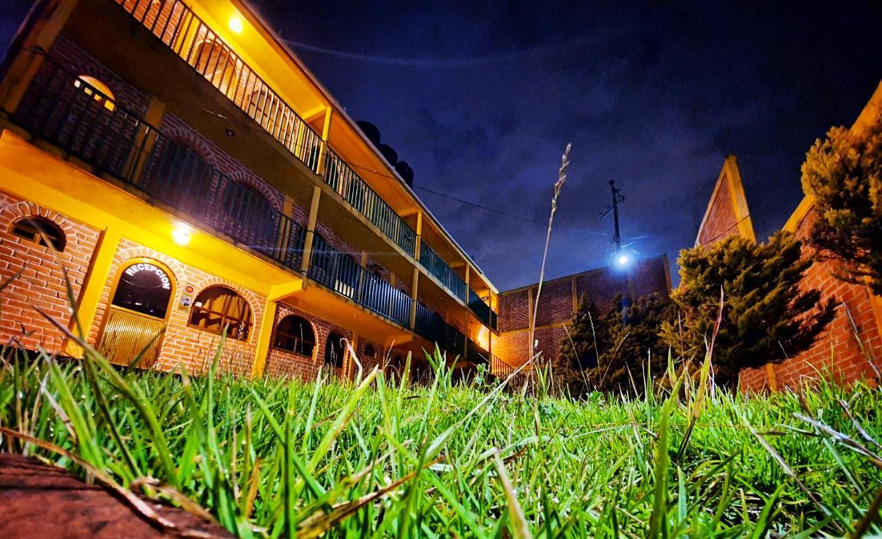 Hospedaje Rayo De Sol Y Luna Mineral del Monte Exterior foto